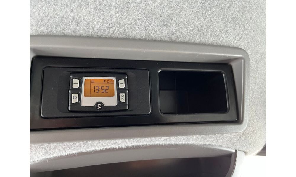 64787