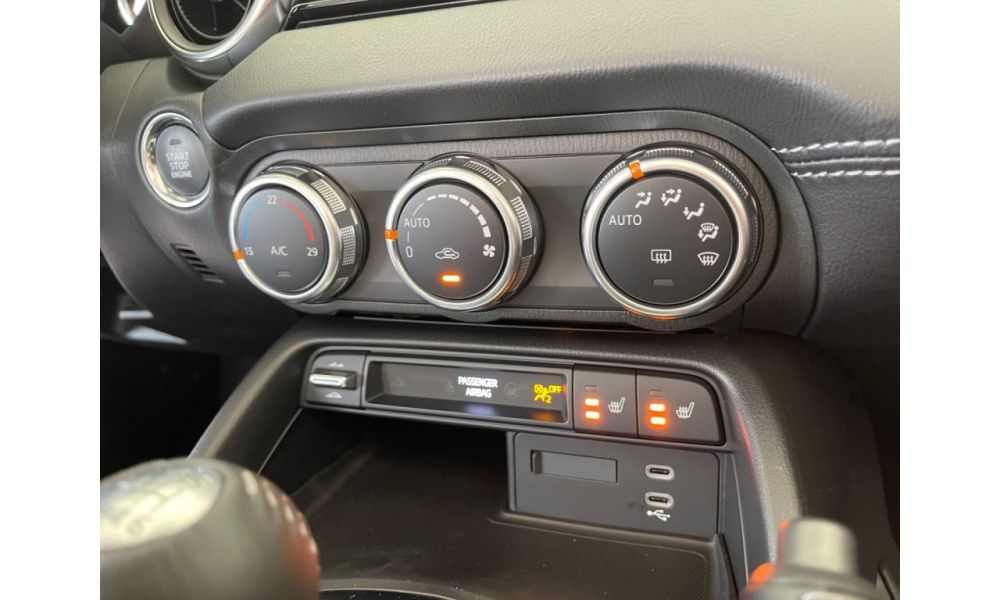 577878