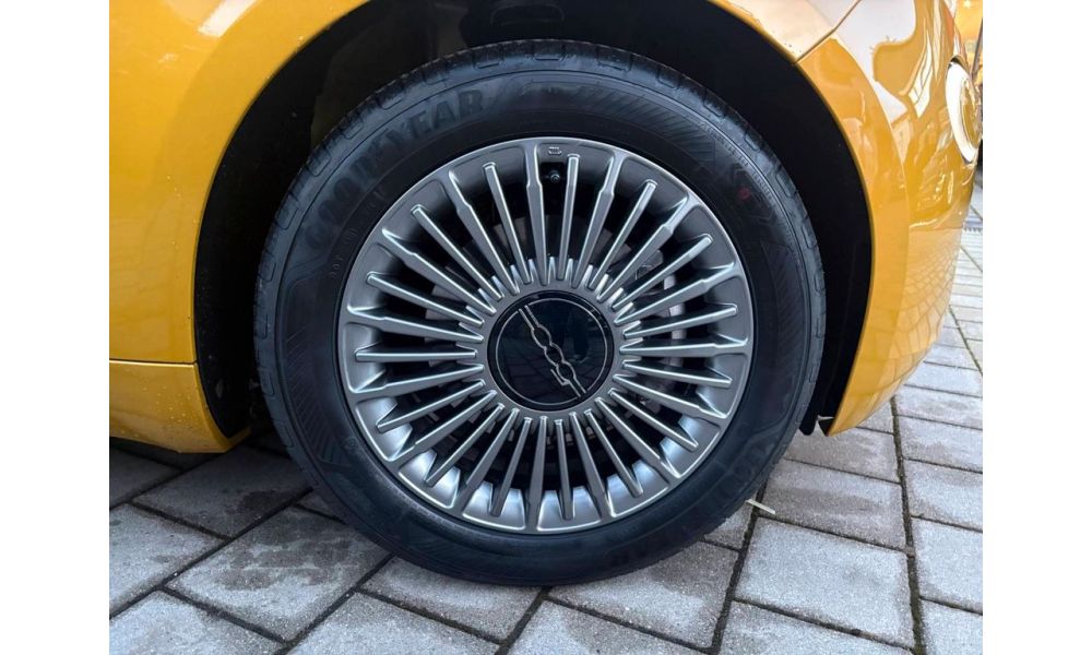 914580