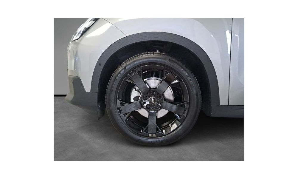 853048