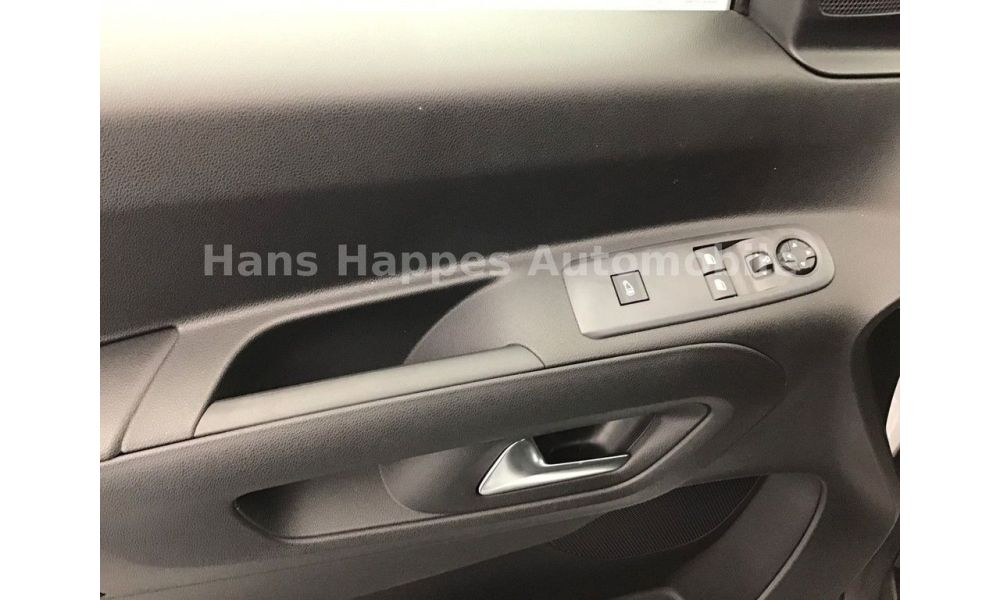 5445