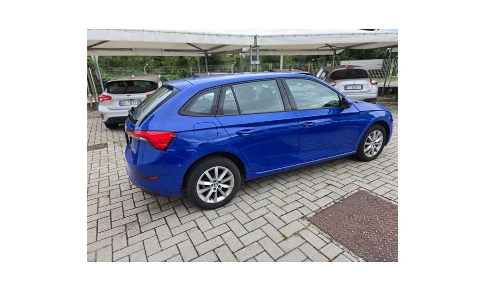 441105