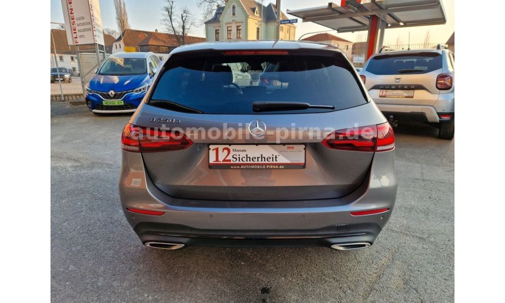 852321