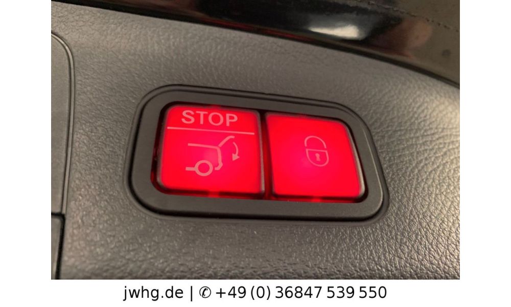 878190