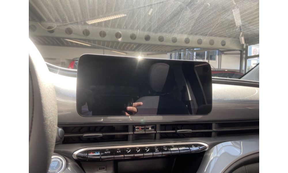 965697