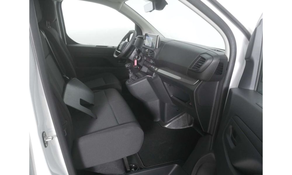 372942