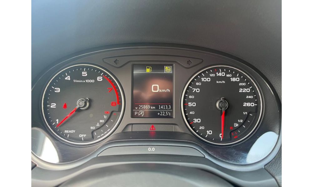 56577