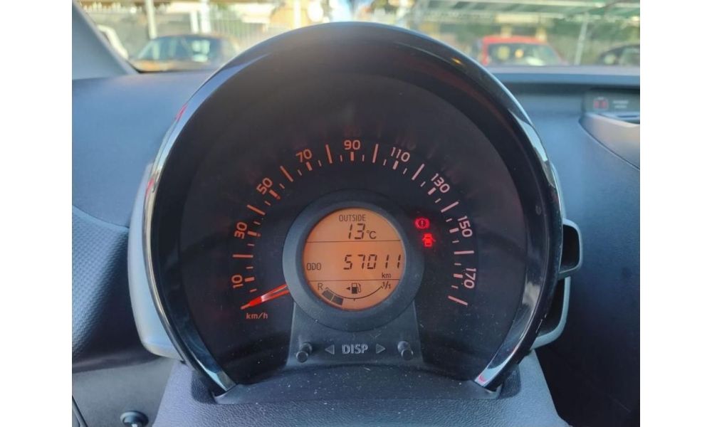 985330