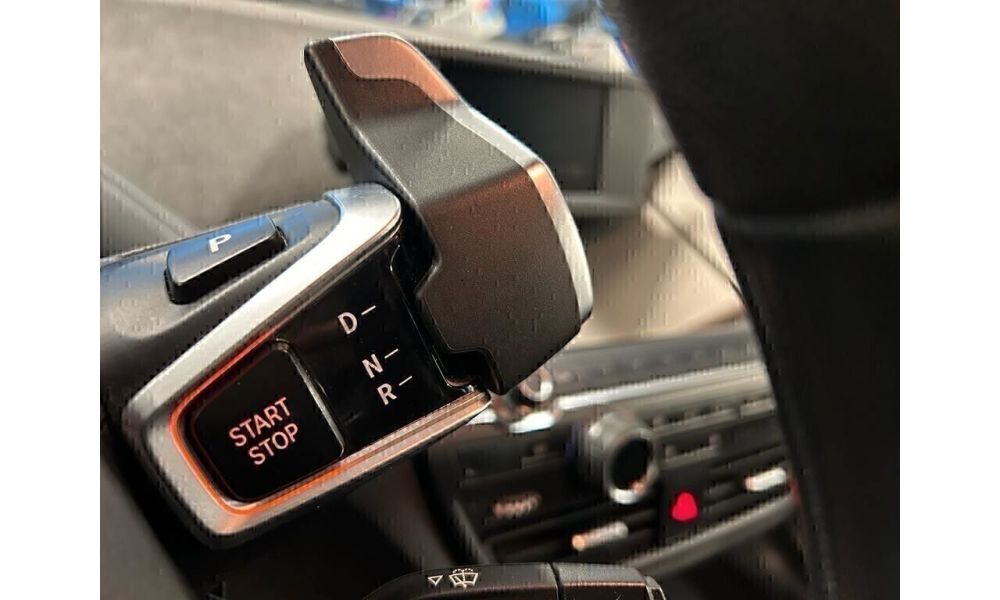 569386