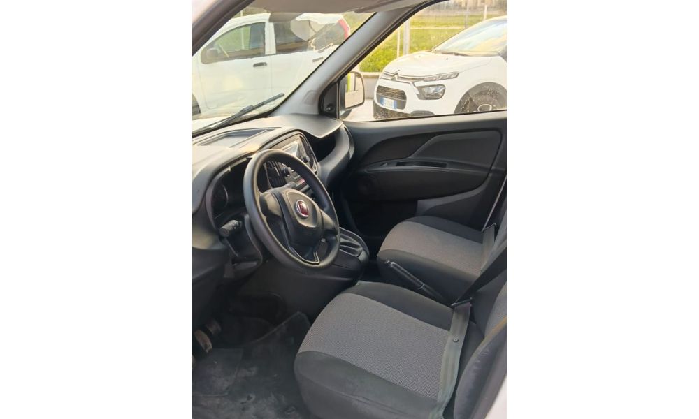 315923