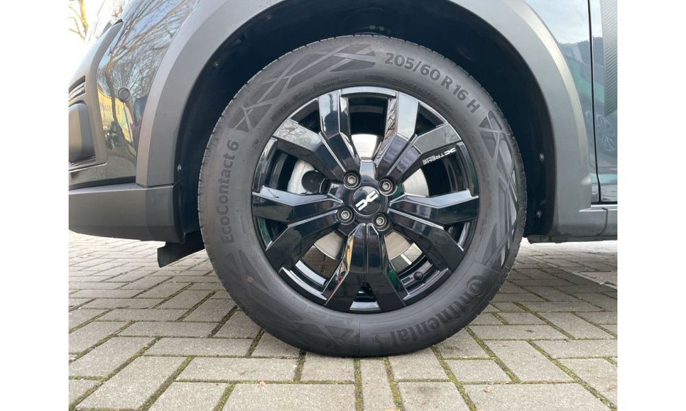 363428