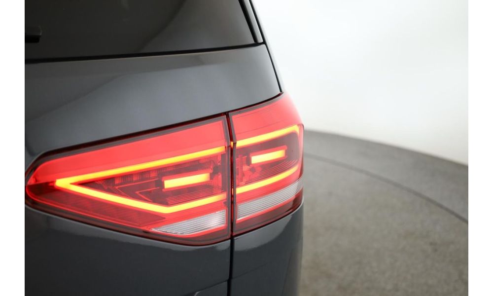 604285