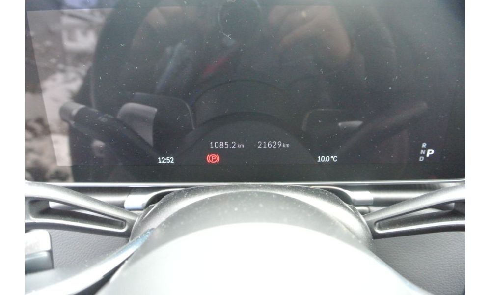 557481