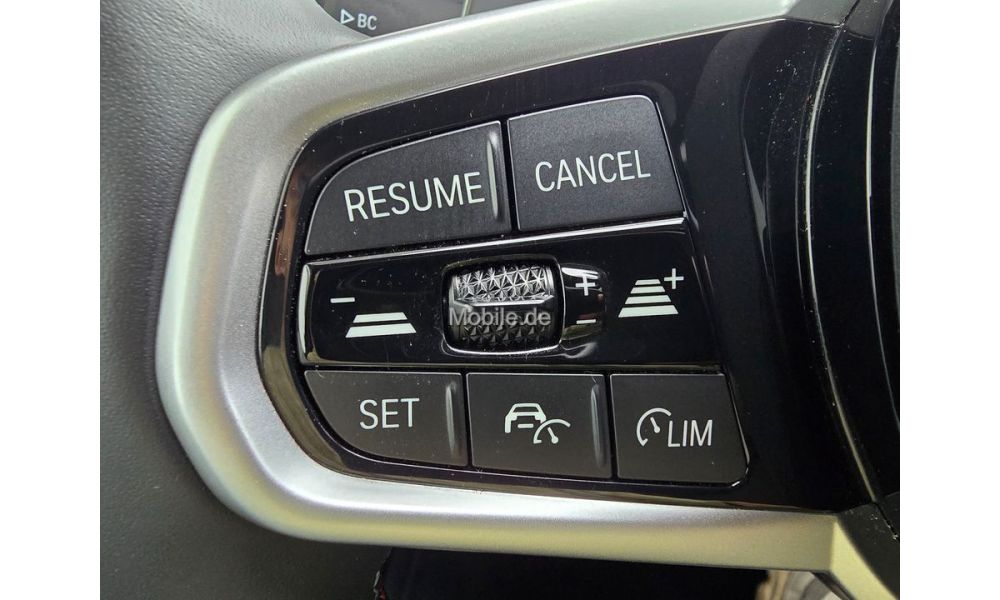 26700