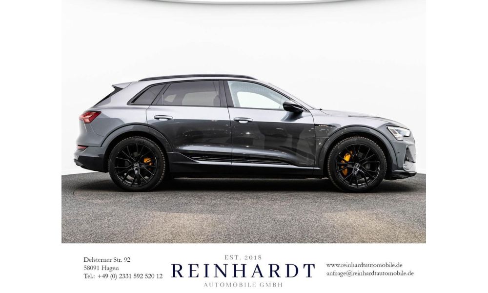 389679