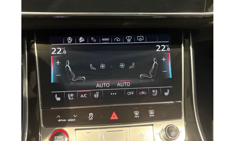 384700