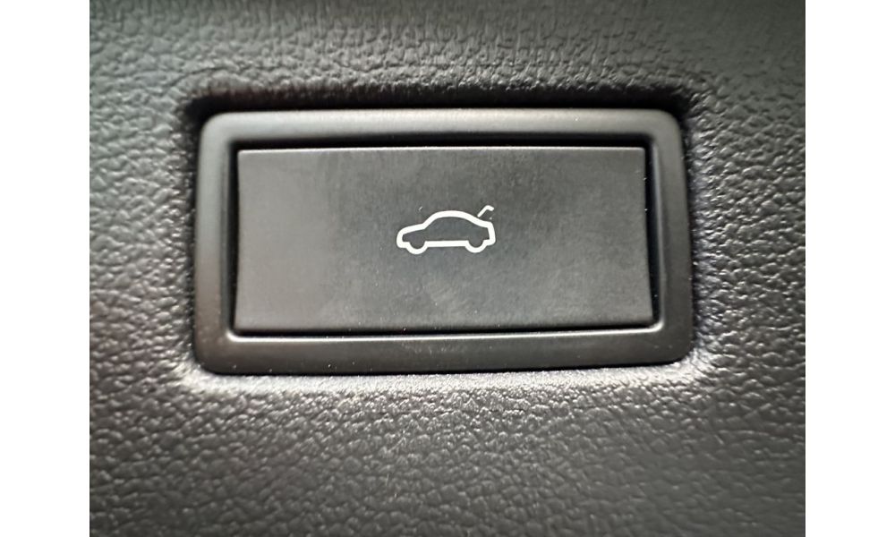 425744