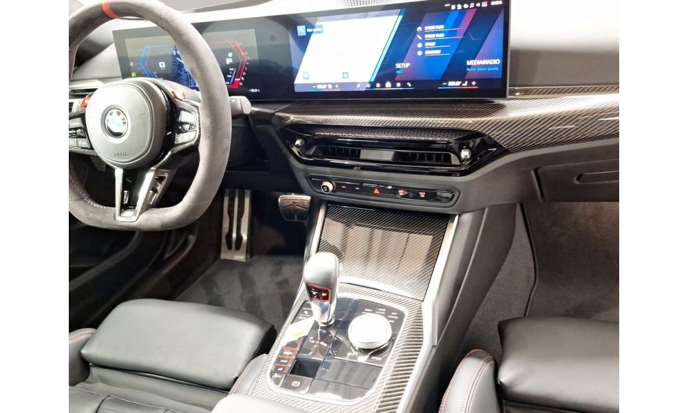 677763