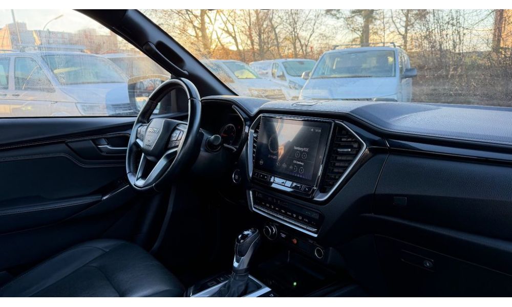 707700