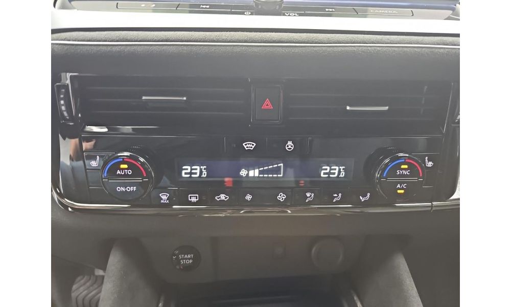 833496
