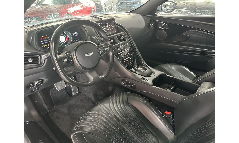 299850