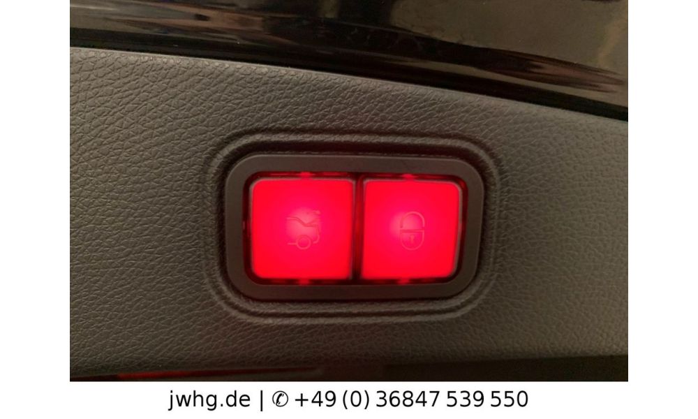 926230