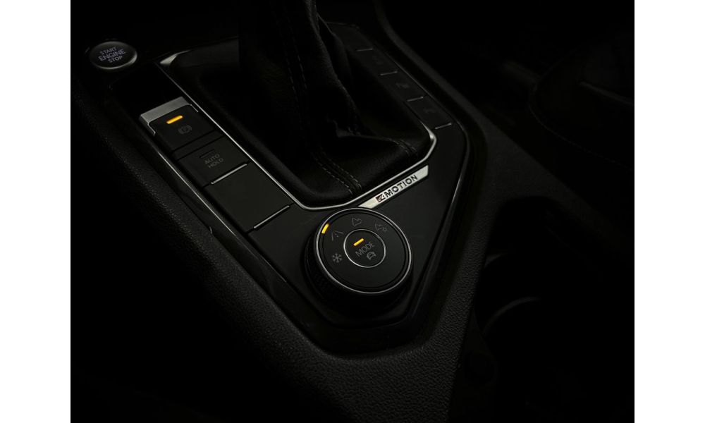 624803
