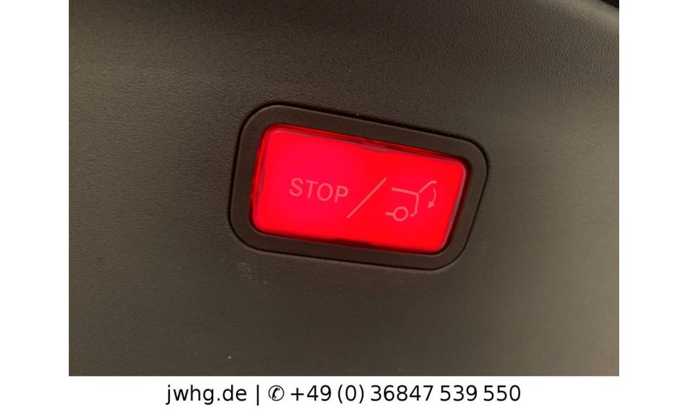 470744