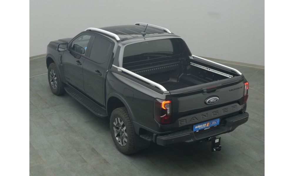 120030