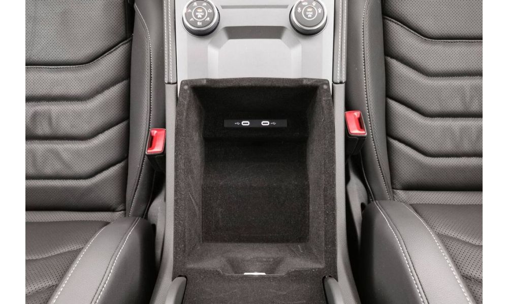 272069