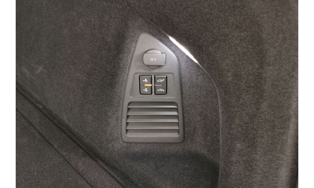 976892