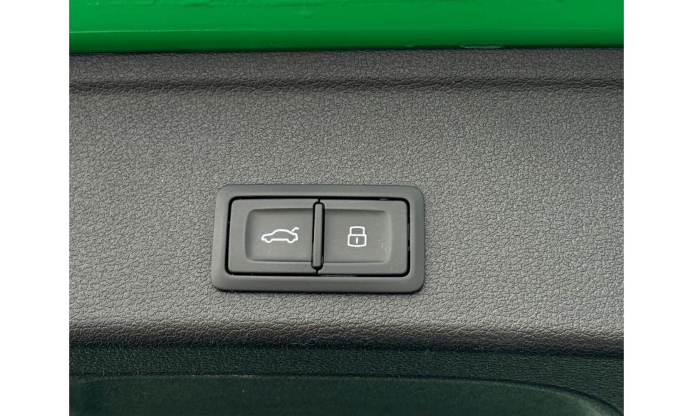 678802