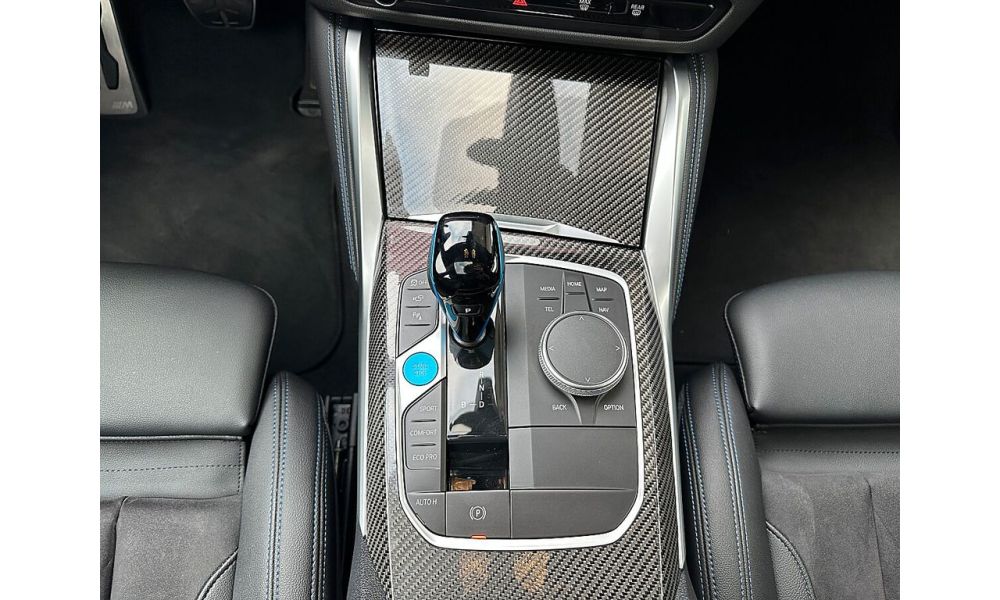 917997