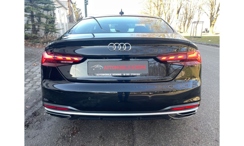 299730