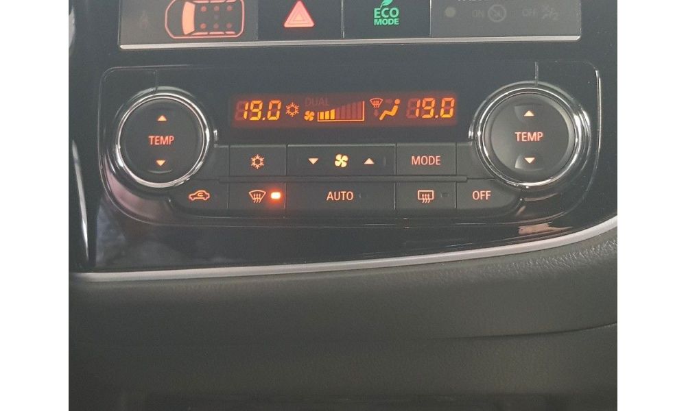 453001