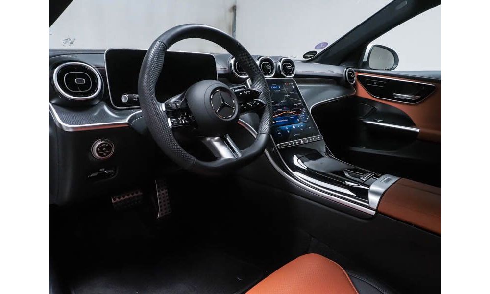 371631