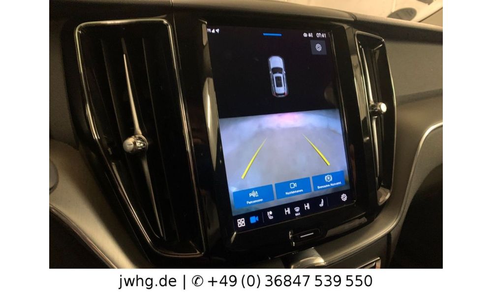 469832