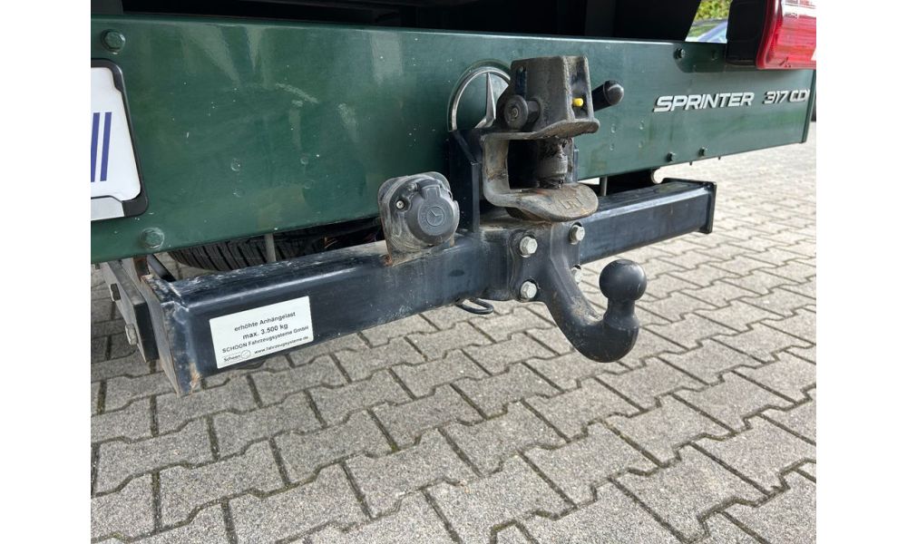 832841
