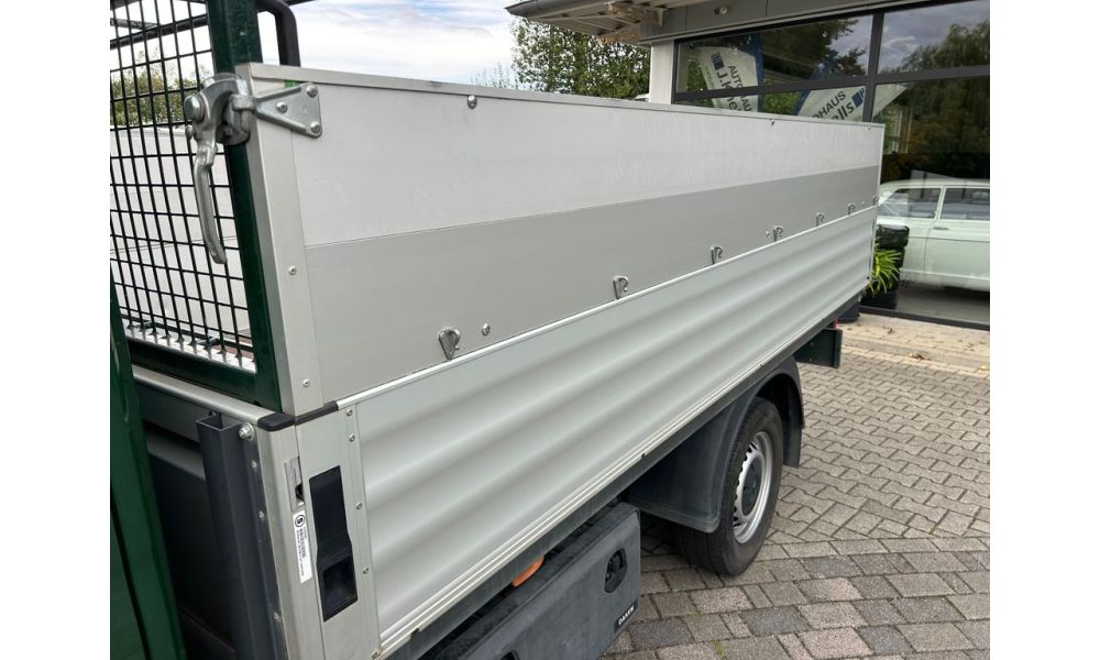 975003