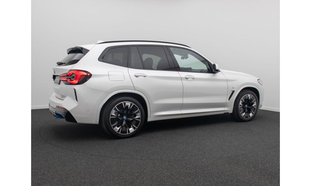 411711