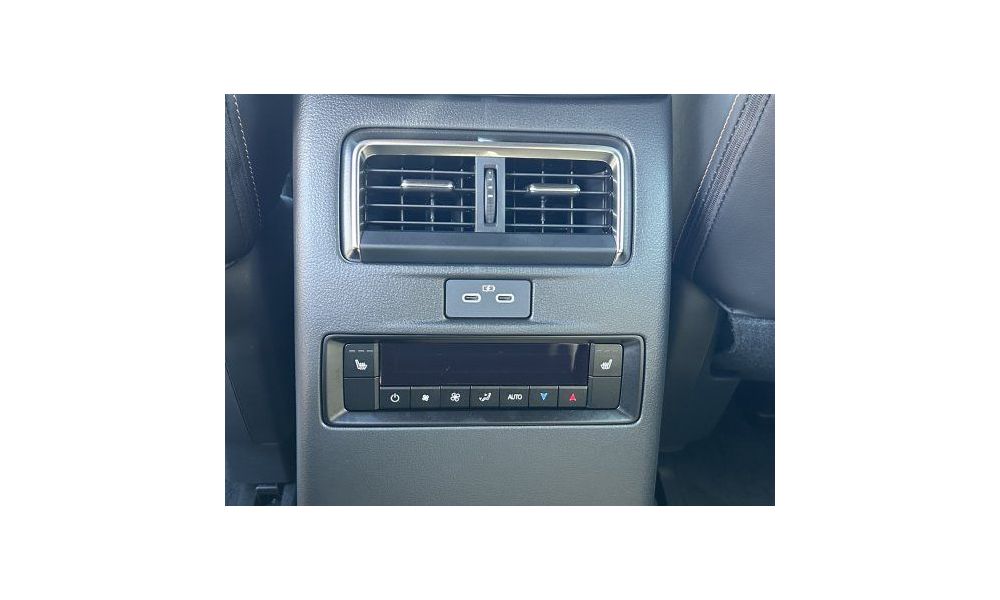 694605