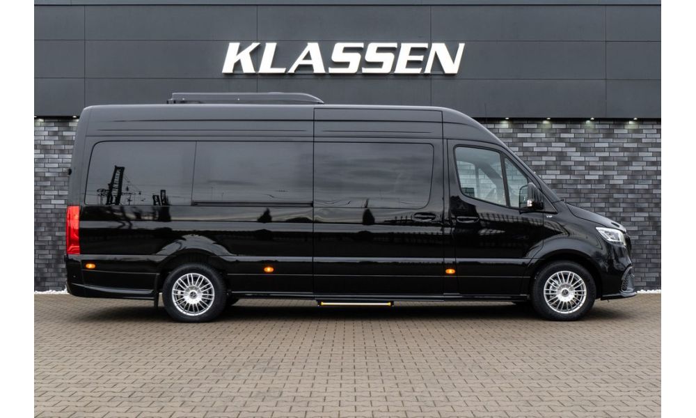 733087