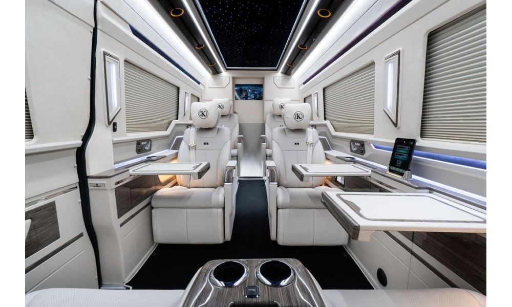 747676