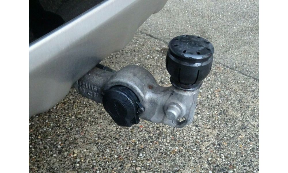 852350