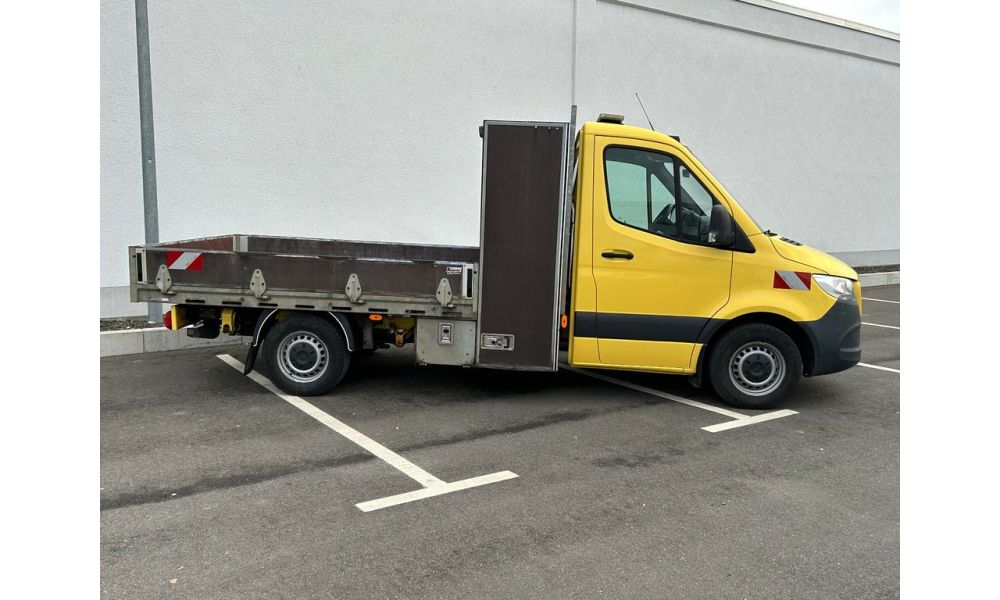 331450