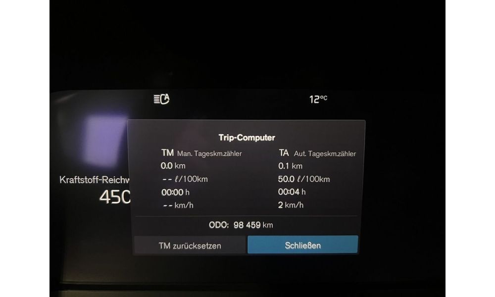 888750