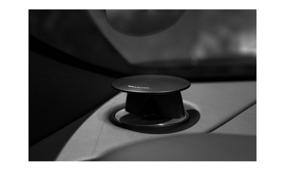 980559