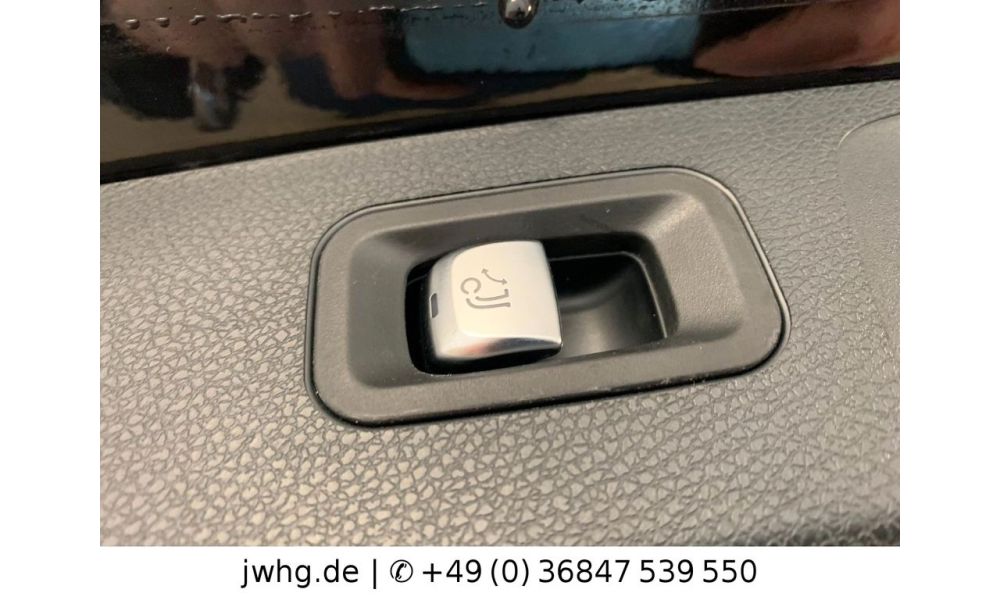 282363
