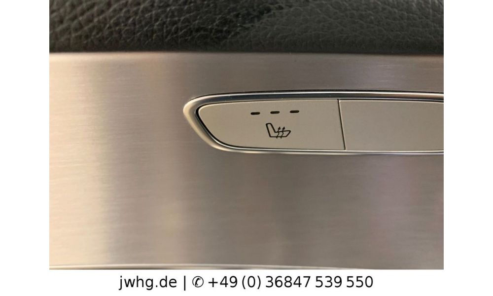 930497