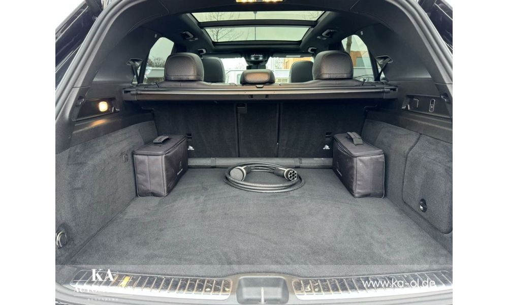 158400